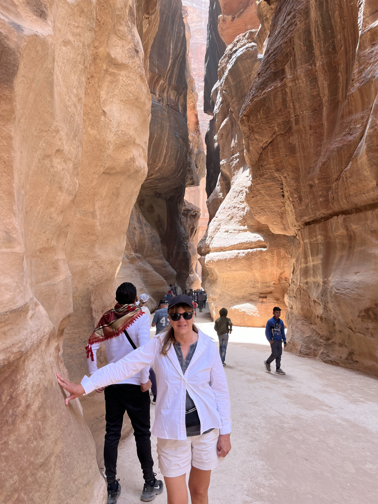 Canyon walk to Petra