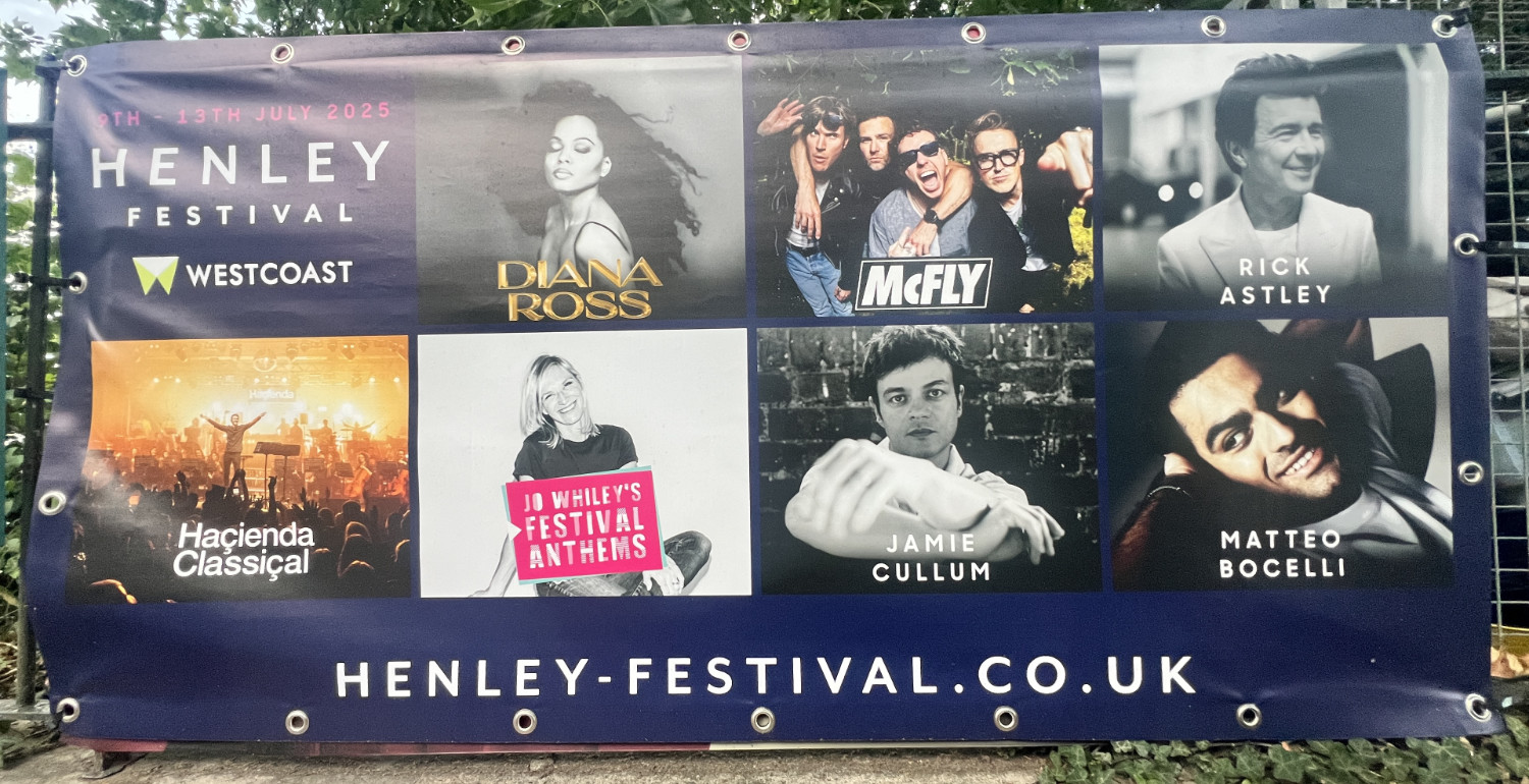Henley Festival sign
